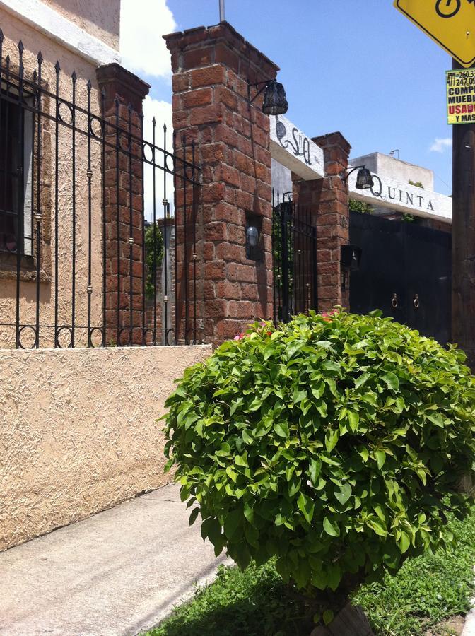 Quinta San Agustin Aparthotel เลออน ภายนอก รูปภาพ