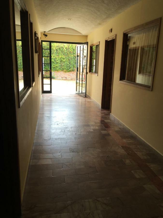Quinta San Agustin Aparthotel เลออน ภายนอก รูปภาพ